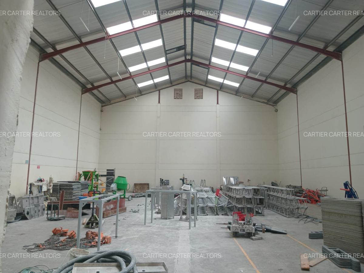 Warehouse with Parking in Industrial Area - 1