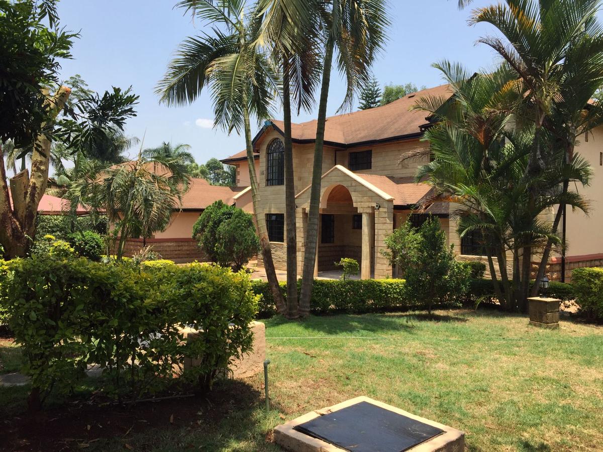 4 Bed Townhouse with En Suite at Runda - 1