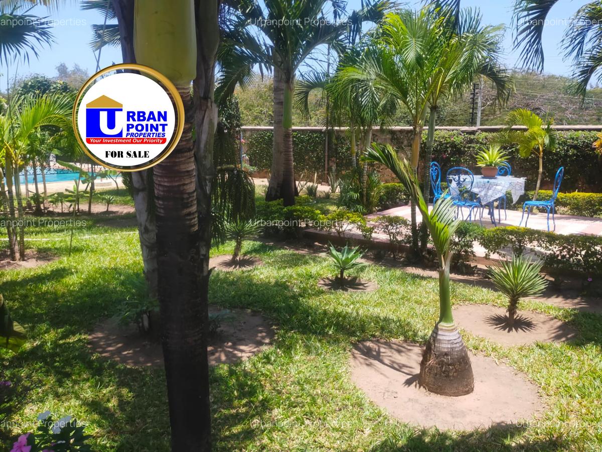 6 Bed Villa with En Suite in Nyali Area - 4