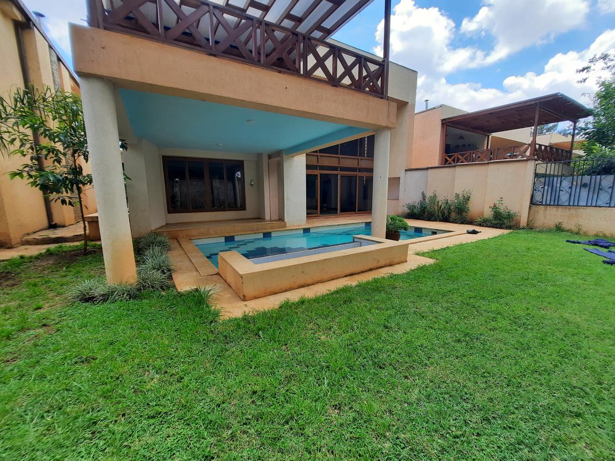 4 Bed Villa with En Suite in Lavington - 5