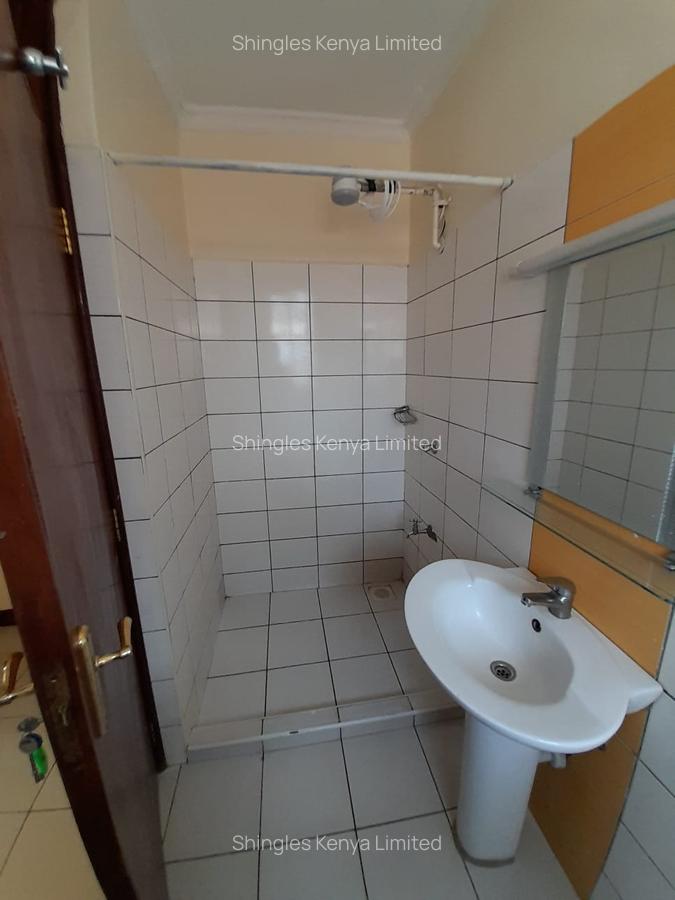 2 Bed Apartment with En Suite in Ruaka - 4