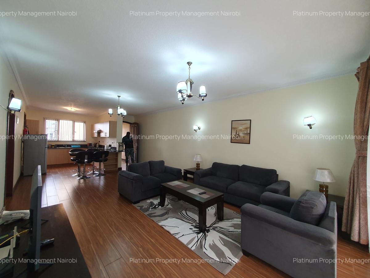 Serviced 2 Bed Apartment with En Suite at Brookside - 3