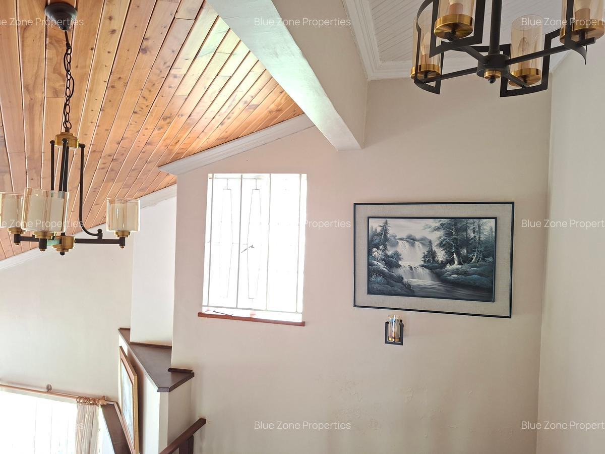 3 Bed Townhouse with En Suite at Off Duom Palm Street - 17