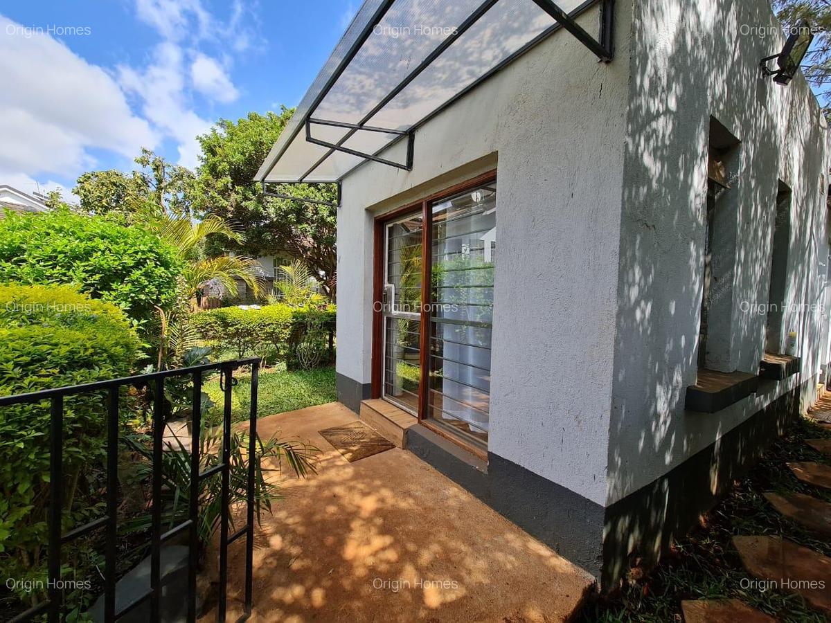 1 Bed House with En Suite at Kitisuru - 2