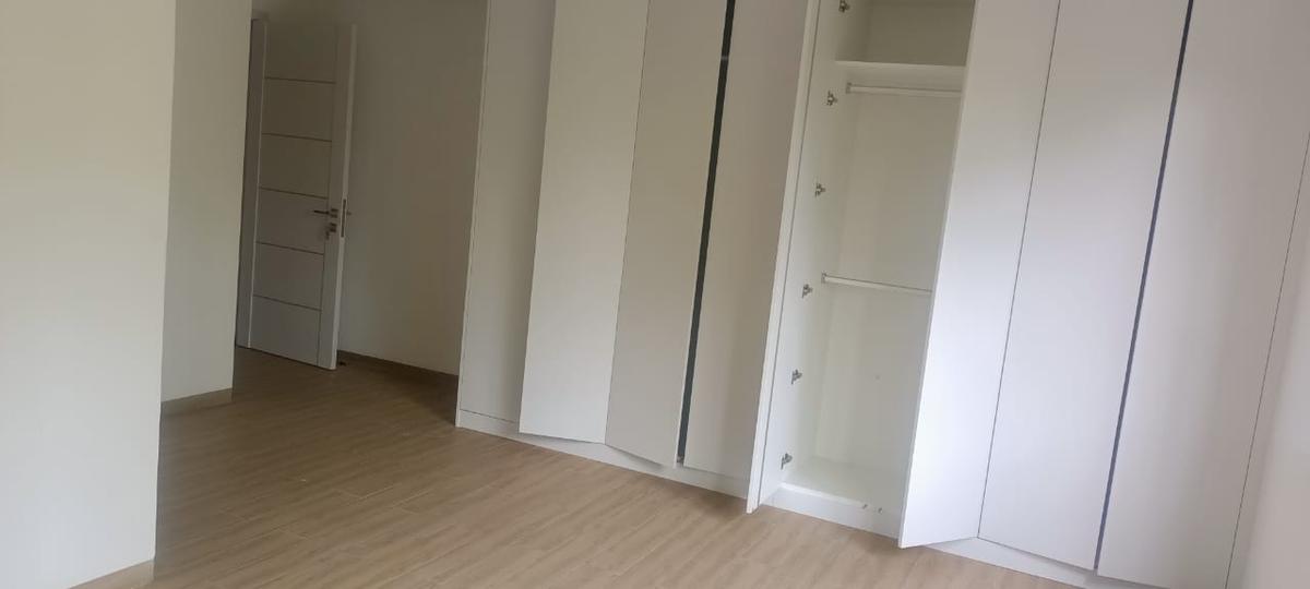 3 Bed Apartment with En Suite in Lavington - 7