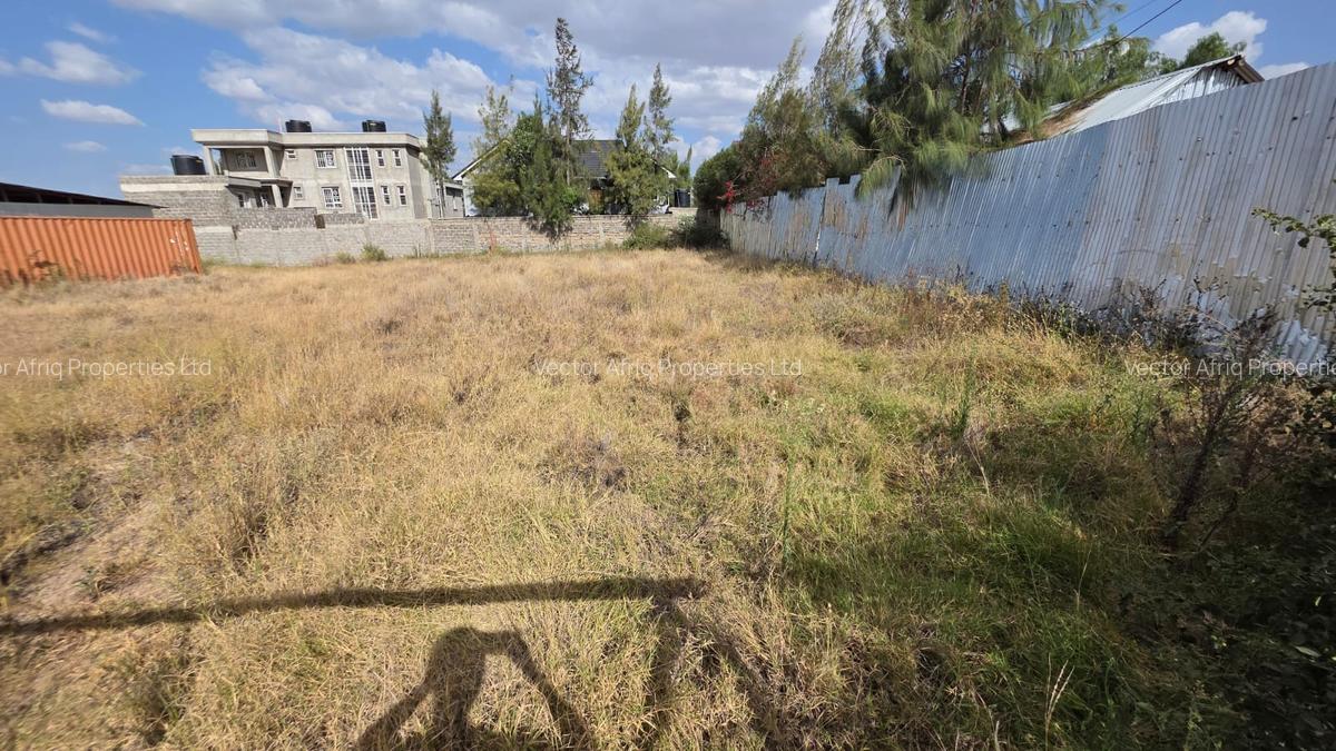 Land in Kitengela - 4