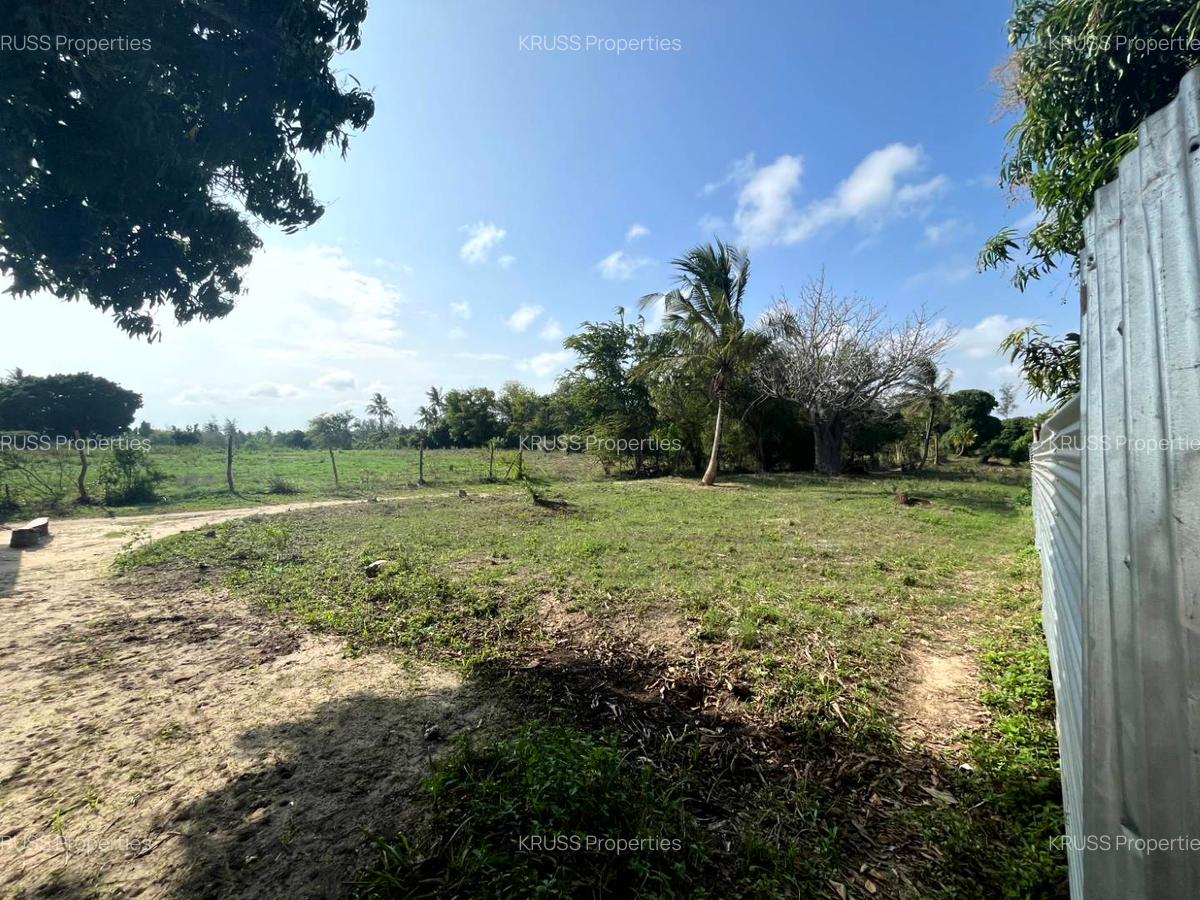 0.40 ac Land in Kikambala - 2