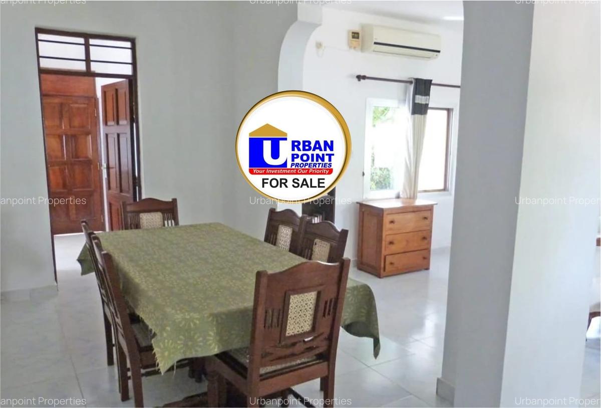 4 Bed Villa with En Suite in Watamu - 10