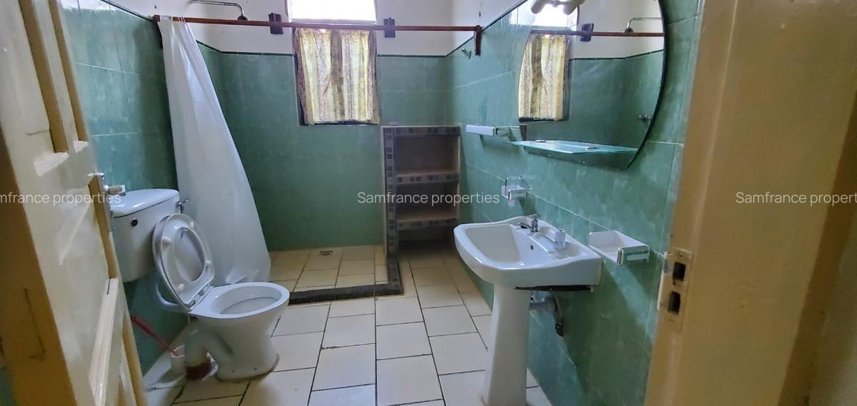 6 Bed Townhouse with En Suite at Kilifi Bofa - 11