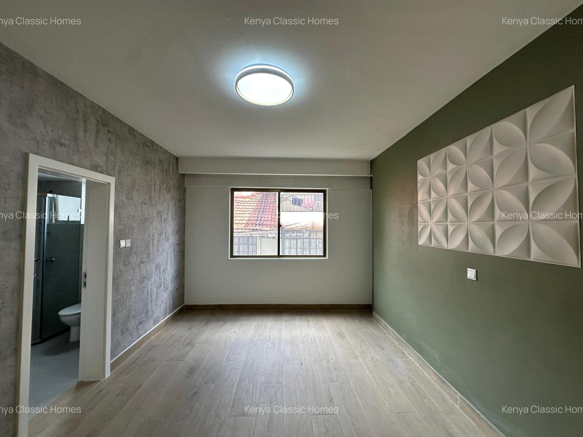 4 Bed Apartment with En Suite at Lavington - 10