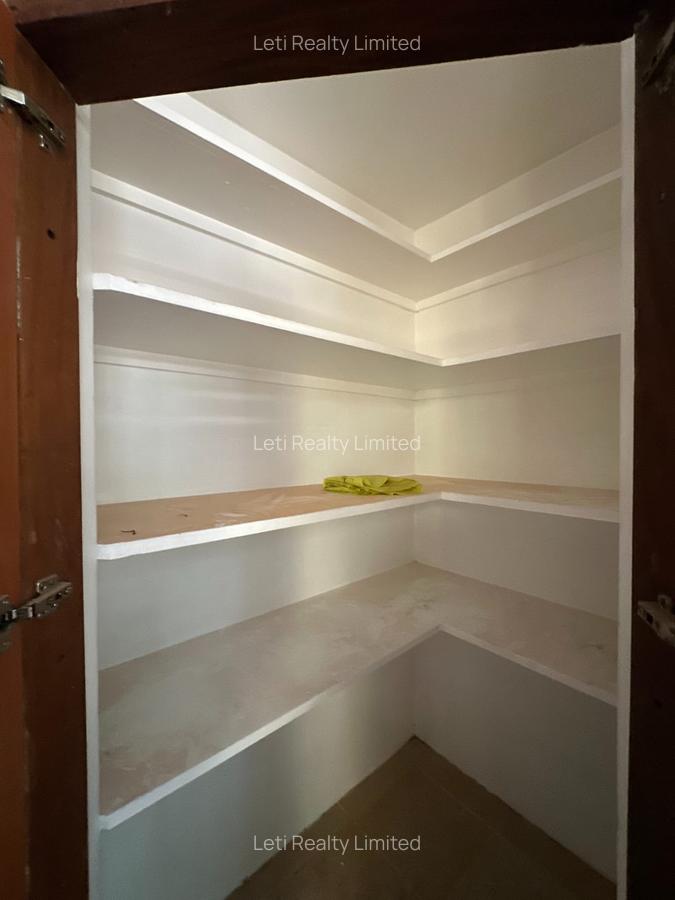 4 Bed Townhouse with En Suite in Kileleshwa - 5