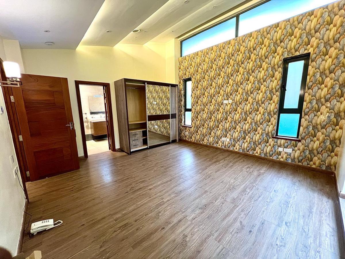 5 Bed Villa with En Suite at Loresho Ridge - 15