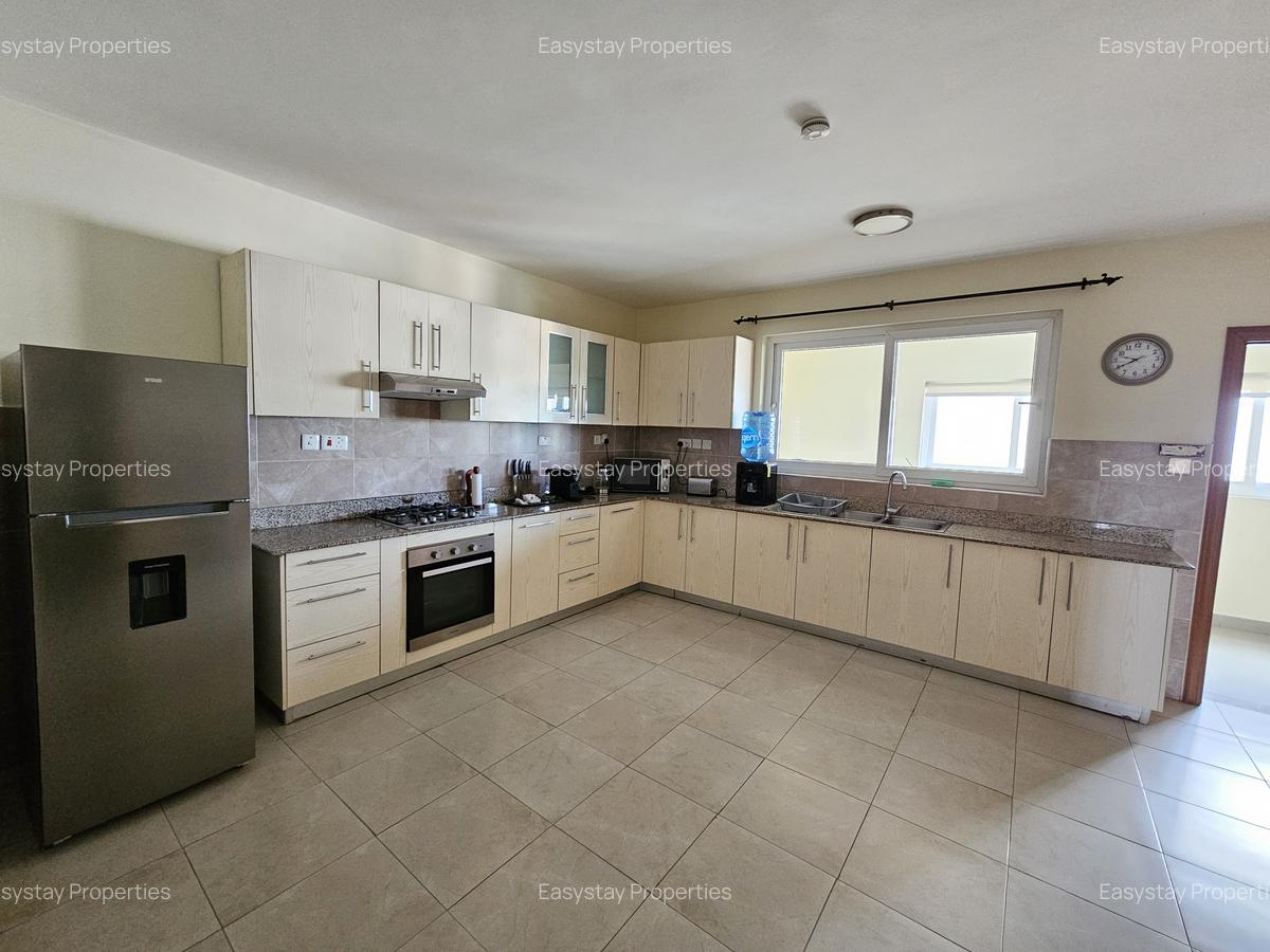 Furnished 3 Bed Apartment with En Suite in Westlands Area - 4