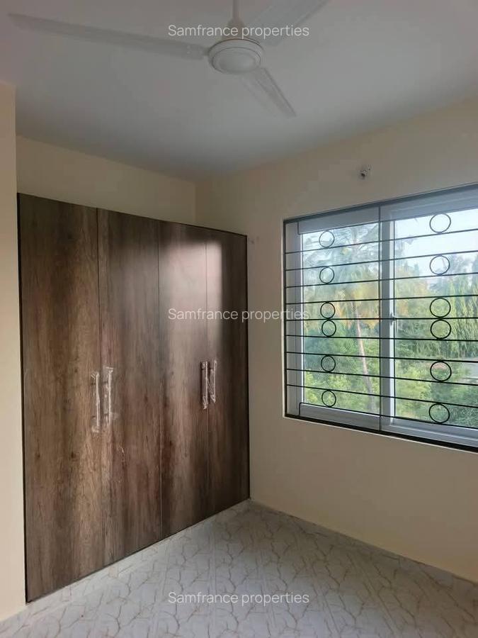 Serviced 2 Bed Apartment with En Suite at Mtwapa Cbd - 4