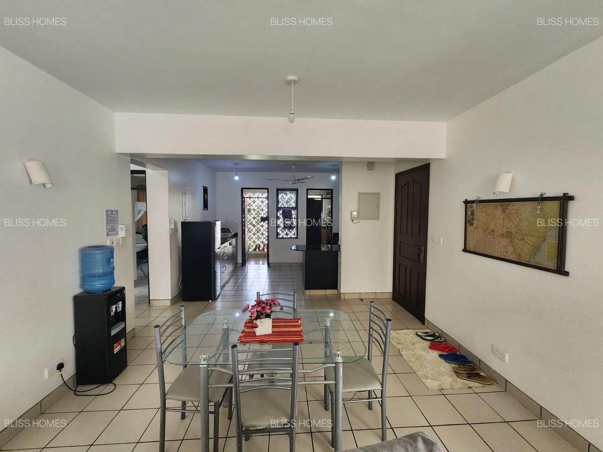 2 Bed Apartment with En Suite at Nyali Road - 11
