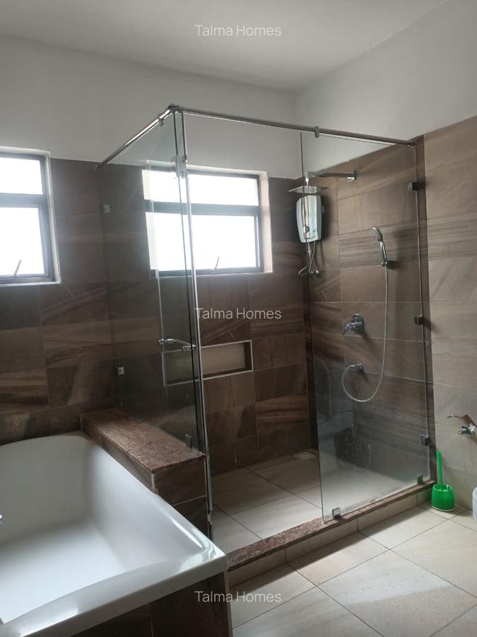 3 Bed Apartment with En Suite in General Mathenge - 12