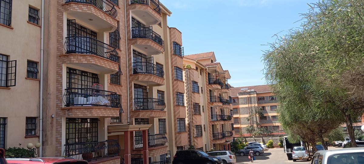 3 Bed Apartment with En Suite at Rhapta Road