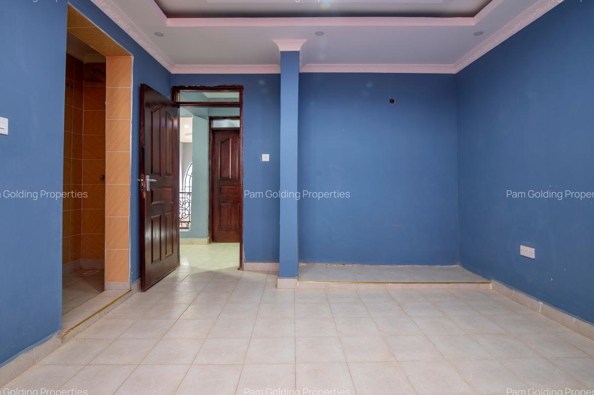 5 Bed House at Police Sacco - 18