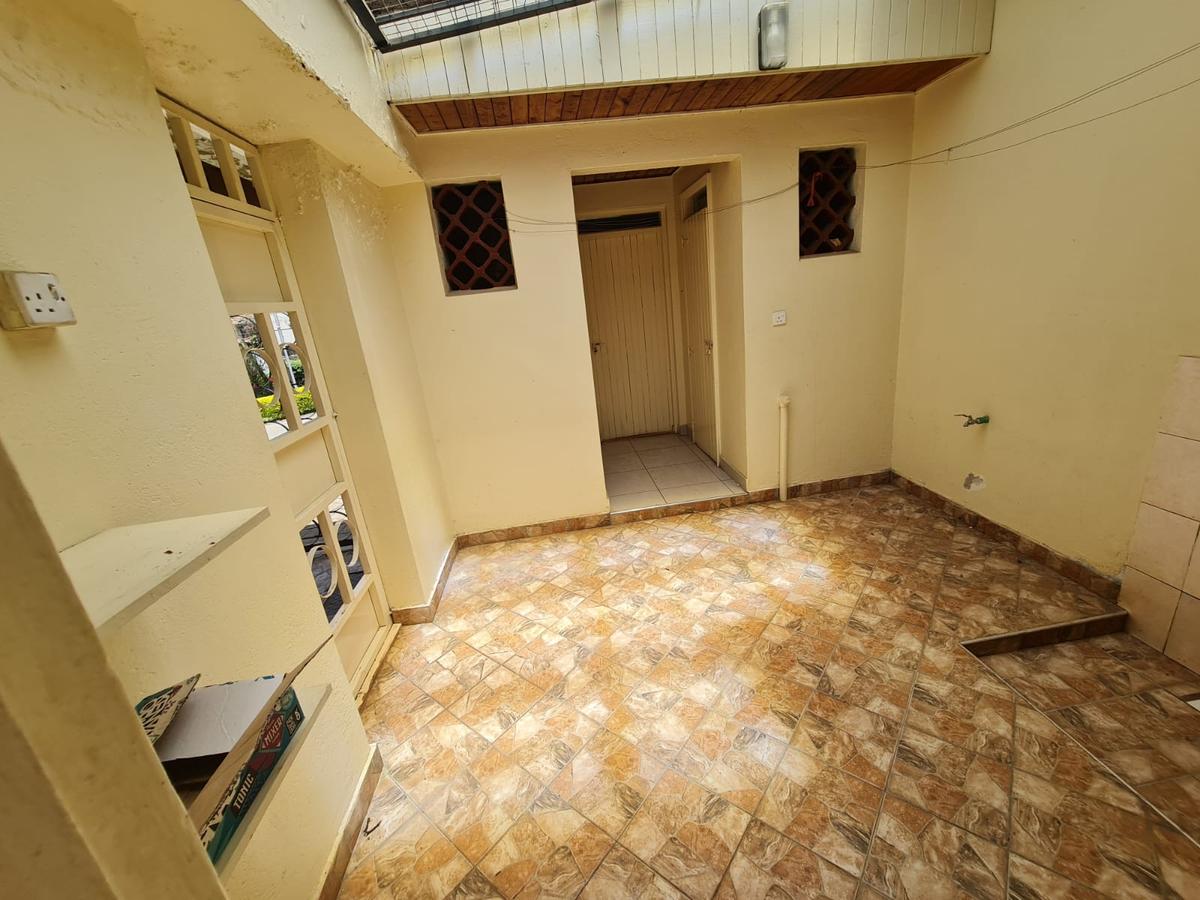 3 Bed Townhouse with En Suite at Denis Pritt - 5