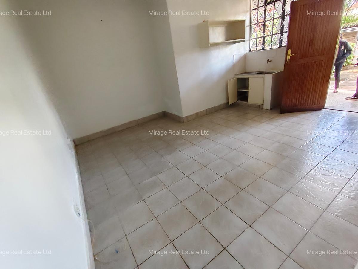Bedsitter in Kileleshwa - 9