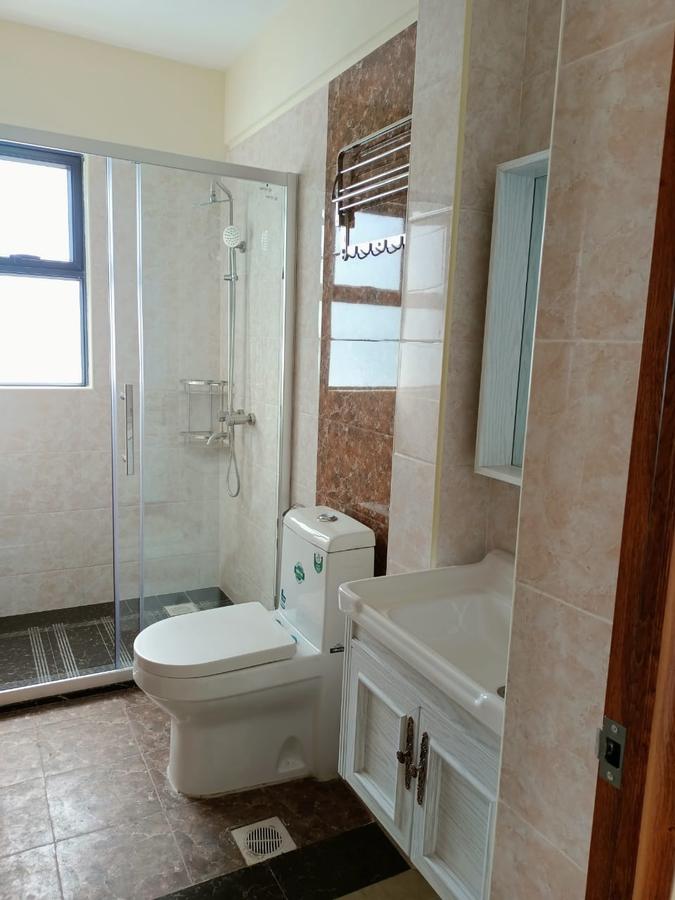 3 Bed Apartment with En Suite at Dennis Pritt - 7