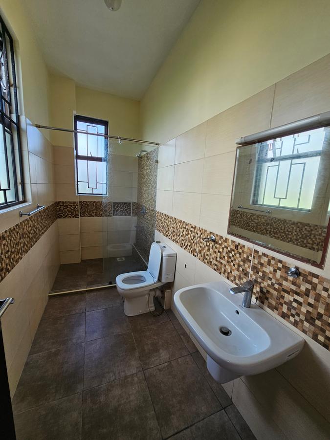 3 Bed Apartment with En Suite in Nyali Area - 12