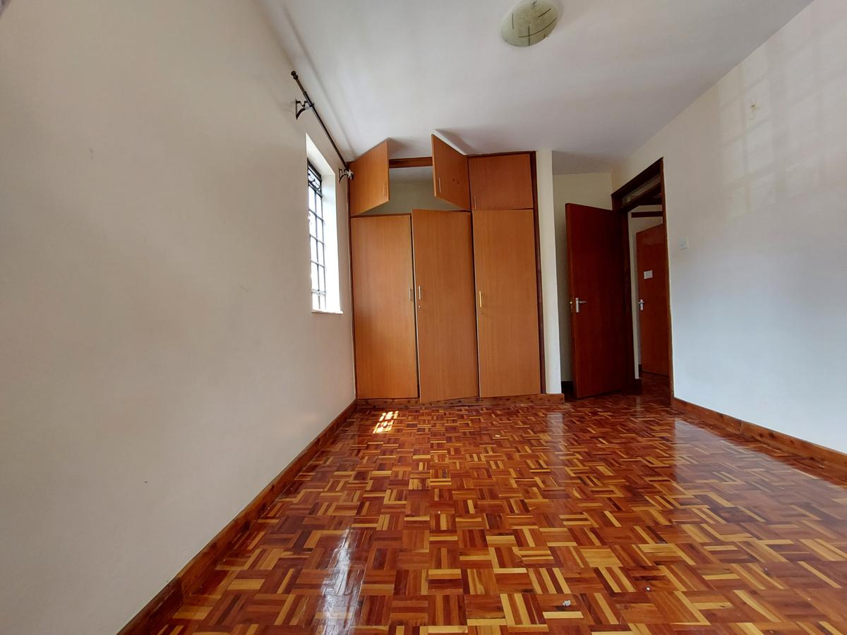 1 Bed Apartment with En Suite at Mandera Close - 12