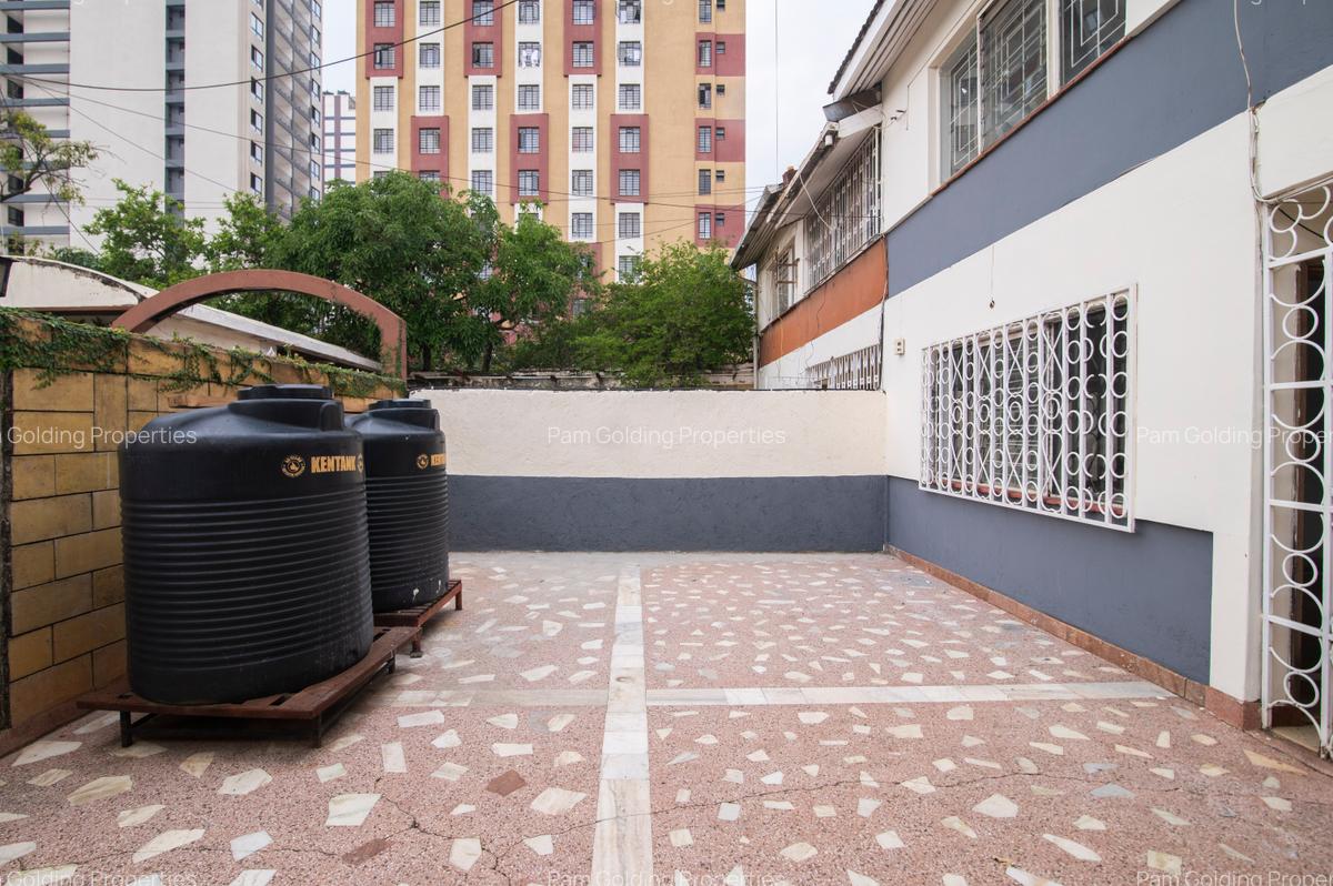 4 Bed Townhouse at Golden Gate - 17