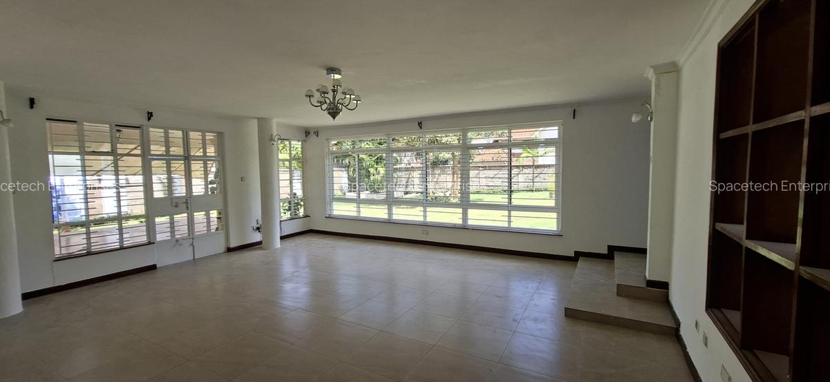 4 Bed House with En Suite in Runda - 7