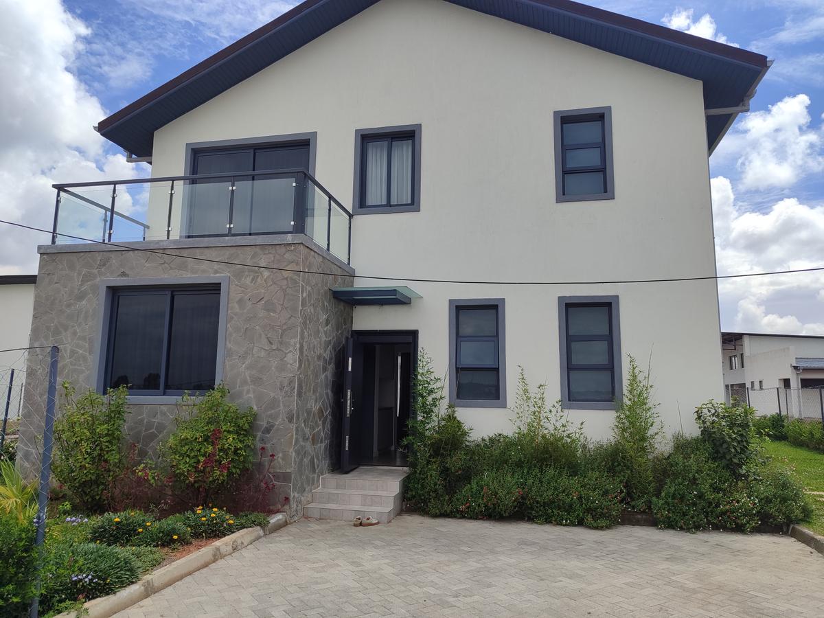 4 Bed Villa with En Suite in Ongata Rongai - 1