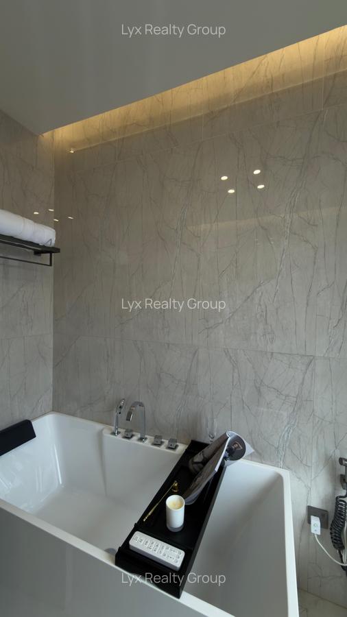 3 Bed Apartment with En Suite in Lavington - 18