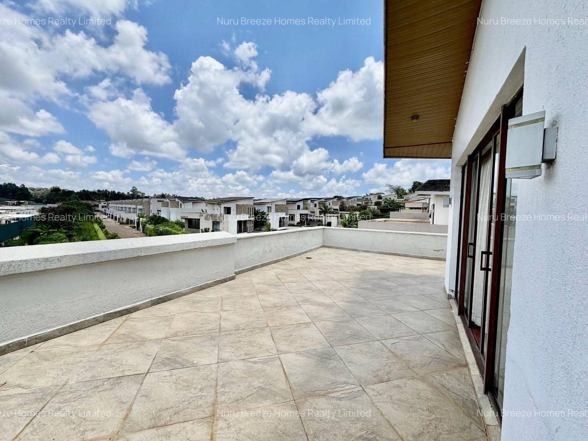 4 Bed Townhouse with En Suite in Runda - 13