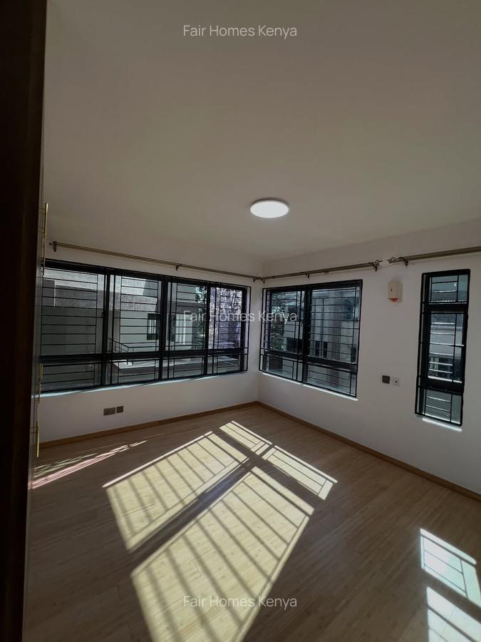 5 Bed Townhouse with En Suite at Kabasiran Avenue - 5