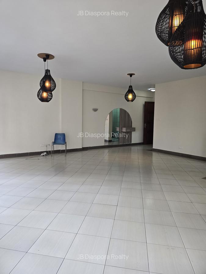 4 Bed Apartment with En Suite at Mpaka Road - 1