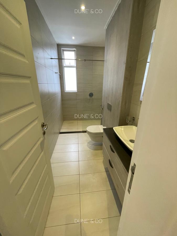 Serviced 1 Bed Apartment with En Suite in Westlands Area - 13