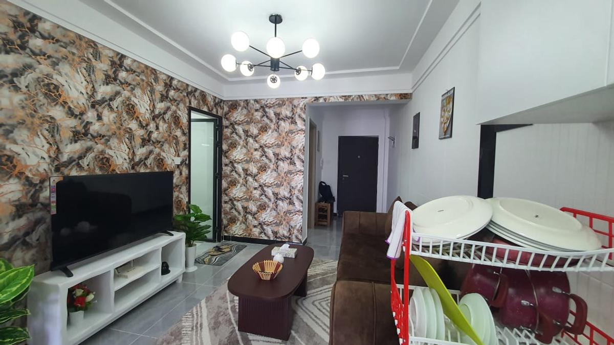 serviced 2 bed apartment with en suite at chania avenue