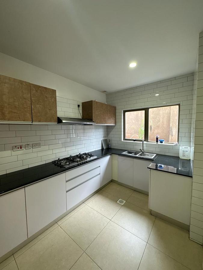 2 Bed Apartment with En Suite in Lavington - 3