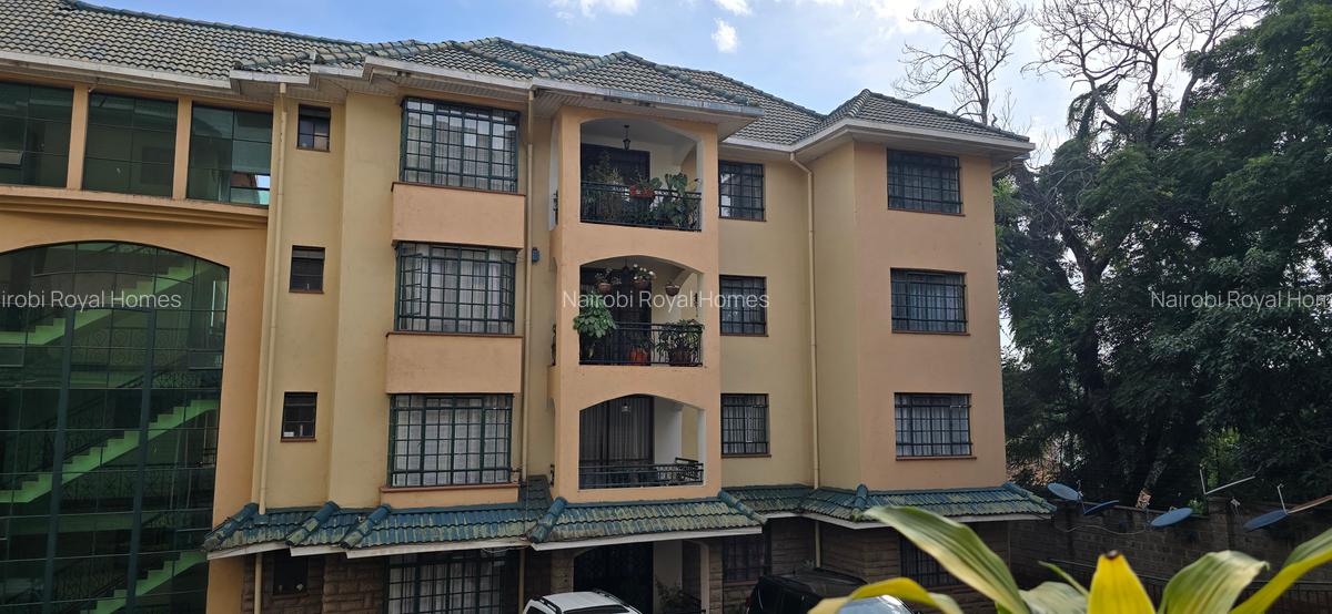 3 Bed Apartment with En Suite at Oak Wood 45 - 1