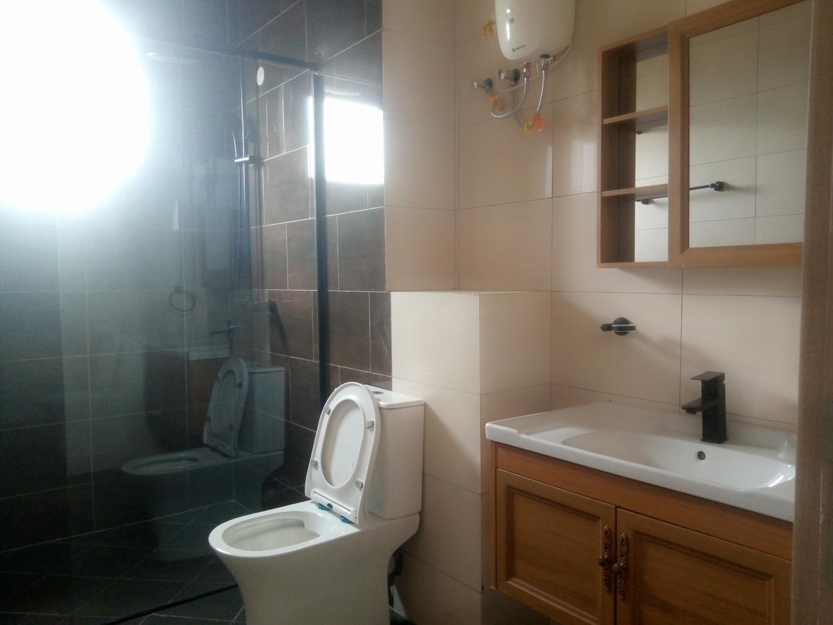 3 Bed Apartment with En Suite in Westlands Area - 14