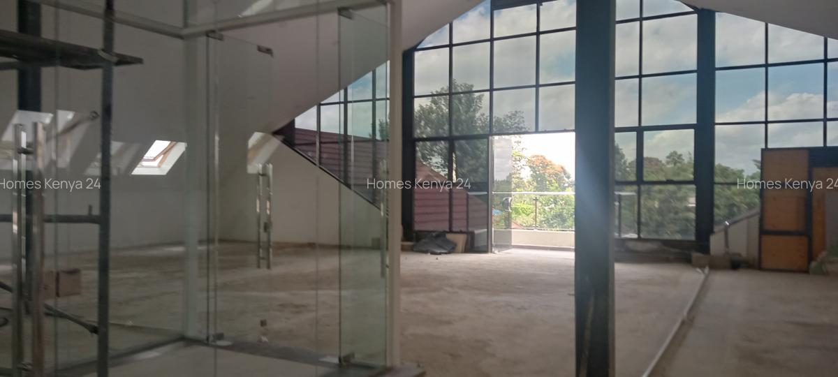Office in Ridgeways - 9