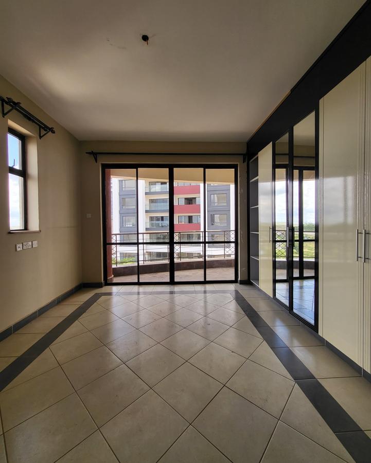 3 Bed Apartment with En Suite in South C - 6