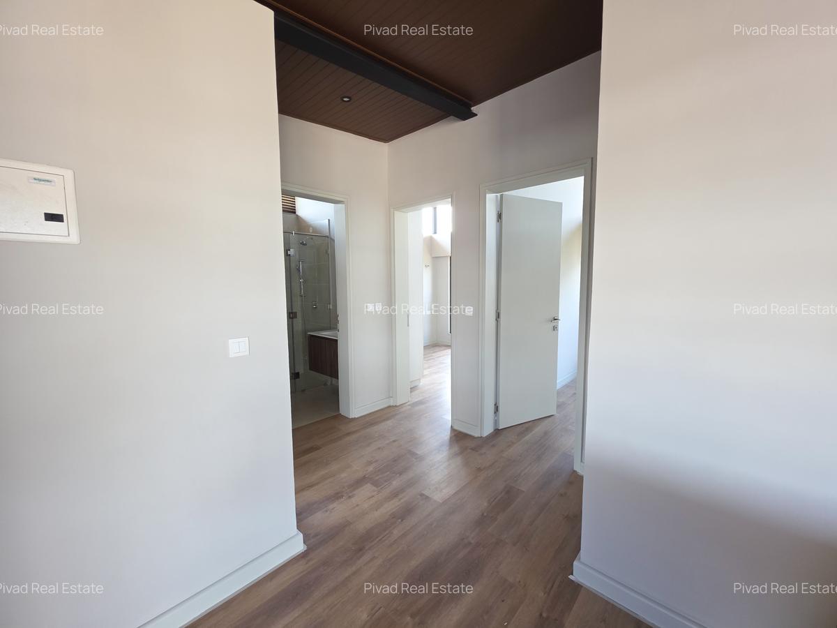 4 Bed Townhouse with Swimming Pool in Runda - 9