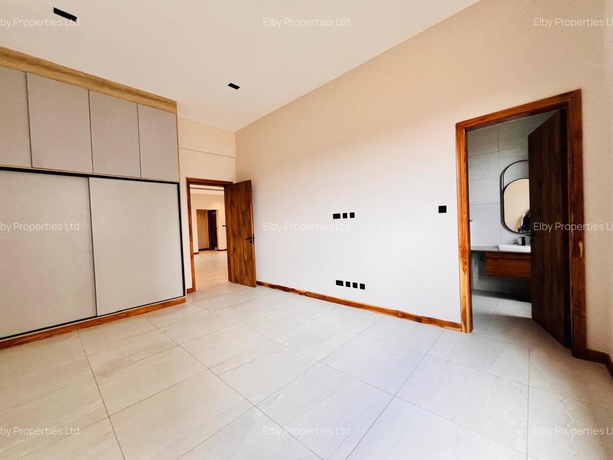 4 Bed Apartment with En Suite in Loresho - 19
