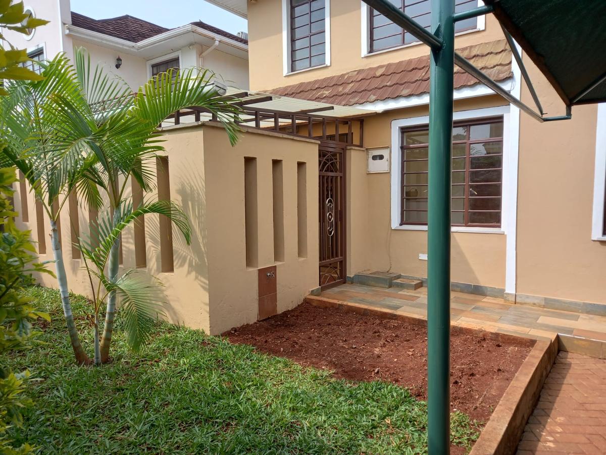 4 Bed Townhouse with En Suite in Kiambu Road - 2