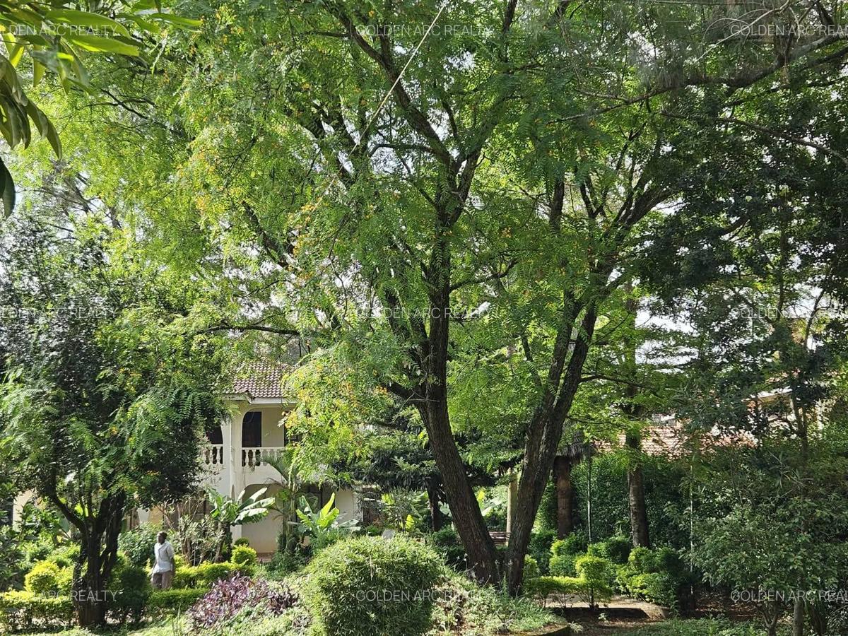 4 Bed Townhouse with En Suite in Karen Hardy - 2