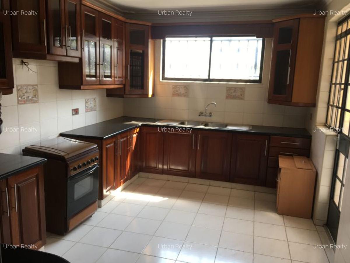 4 Bed Apartment in Westlands Area - 8