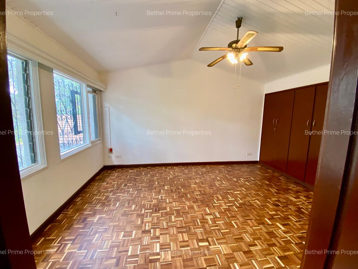 4 Bed House with En Suite in Muthaiga - 18
