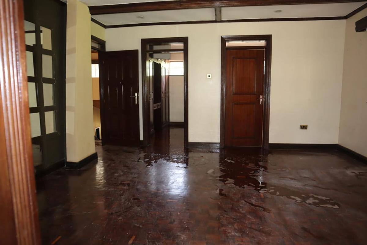 600 ft² Commercial Property with Fibre Internet in Karen - 10