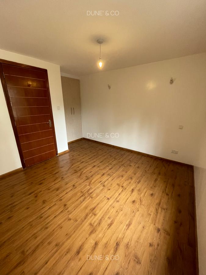 2 Bed Apartment with En Suite in Riverside - 13