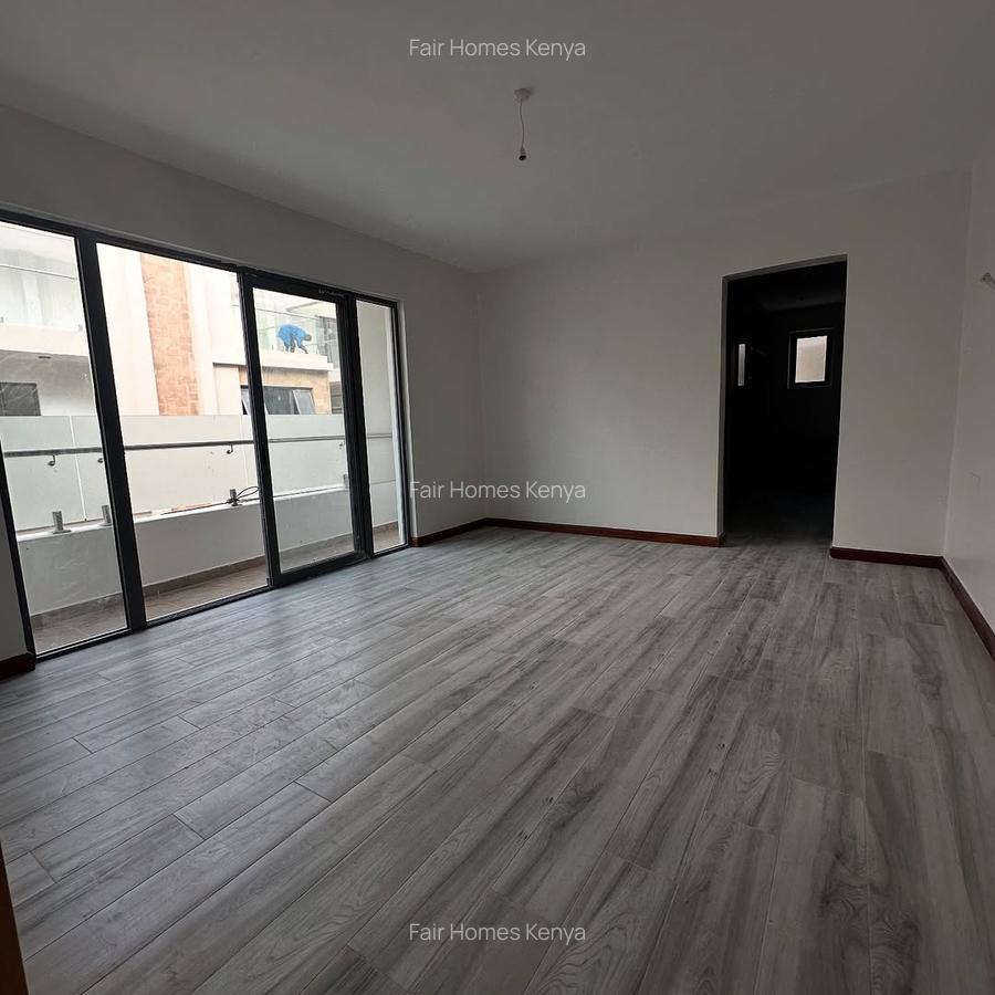 5 Bed Townhouse with En Suite at Lavington Green - 9